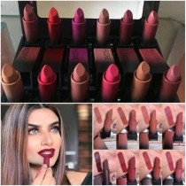 Huda beauty Bullet lipstick