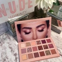 Huda beauty Nude eyeshadow