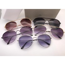 Dior Men's Sunglass Available in 5 colours RB-454