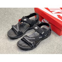 Men's Nike Strip Sandals SP-700