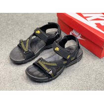 Men's Nike Strip Sandals SP-701