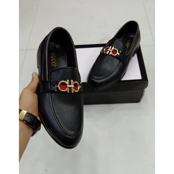 gucci cut shoes