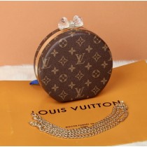 Louis Vuitton Crossbody Bag FHB-135