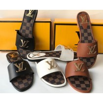 Louis Vuitton LV Buckel Flat