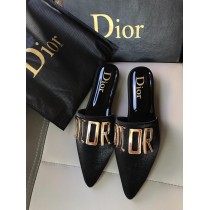 Dior Fancy Text Pump 