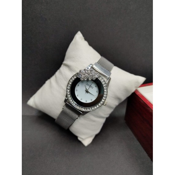 Gucci Ladies Magnetic Chain Watch HW-096