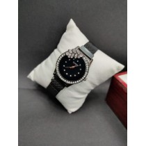 Gucci Ladies Magnetic Chain Watch HW-099